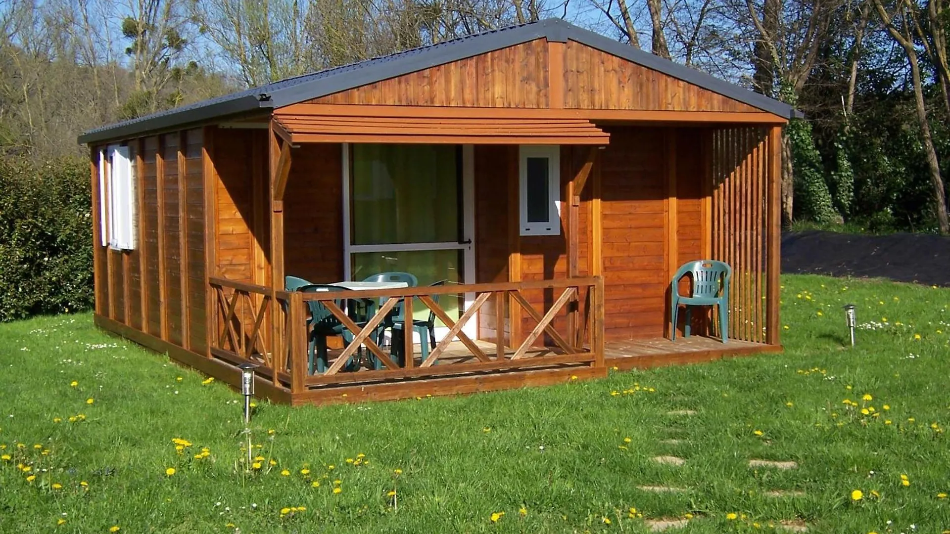 Hotel La Tour du Loup à La Bastide-de-Sérou